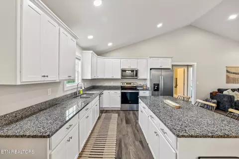 Kitchen - 2575 Wildcat Rd, Sparta, TN 38583 photo 2 of 3