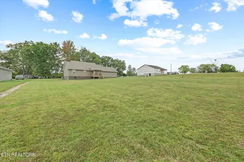 Exterior - 2575 Wildcat Rd, Sparta, TN 38583 photo 7 of 7