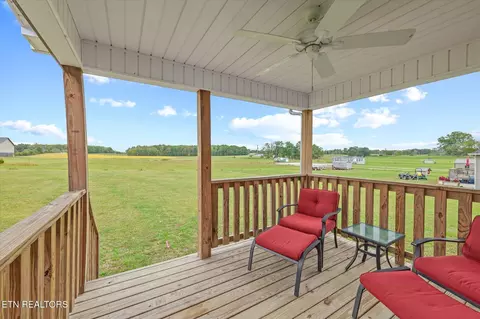 Exterior - 2575 Wildcat Rd, Sparta, TN 38583 photo 2 of 7