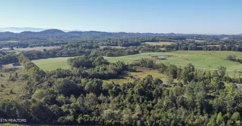 Highway 321 S, Lenoir City, TN 37772