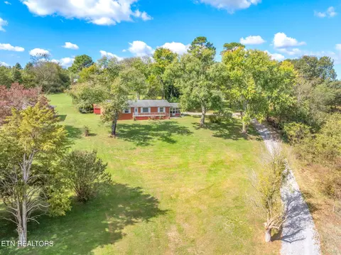 643 Mccrary St, Philadelphia, TN 37846