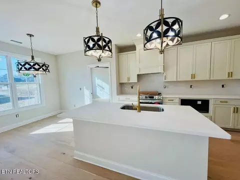 4426 Ivan Scott Dr, Knoxville, TN 37938