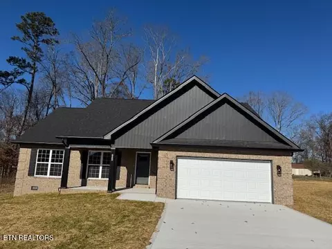 1055 Pathways Dr, Seymour, TN 37865