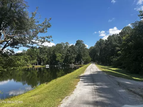 david crockett rd, Crossville, TN 38572