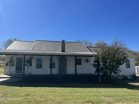 Exterior - 400 Dotson Rd, Greenback, TN 37742 photo 2 of 7