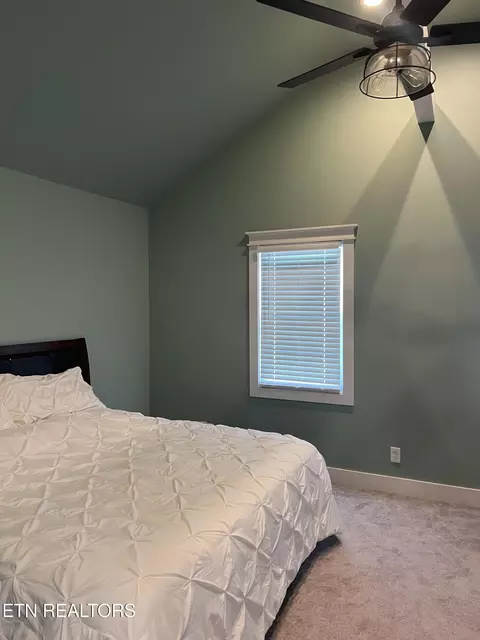 Bedroom - 400 Dotson Rd, Greenback, TN 37742 photo 1 of 8