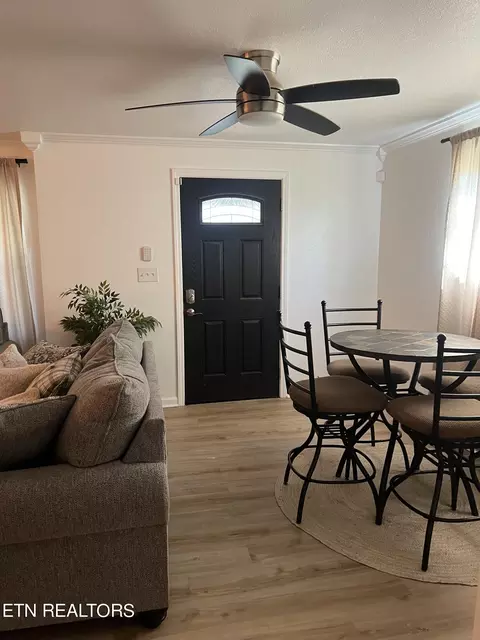 Entry Way - 400 Dotson Rd, Greenback, TN 37742 photo 1 of 1