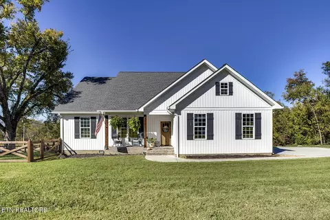 103 Elm St, Decatur, TN 37322