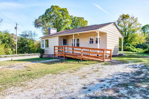 101 Summit Ln, Rocky Top, TN 37769