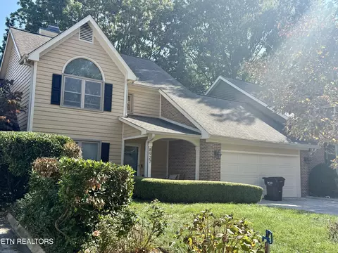 8927 Wesley Pl, Knoxville, TN 37922