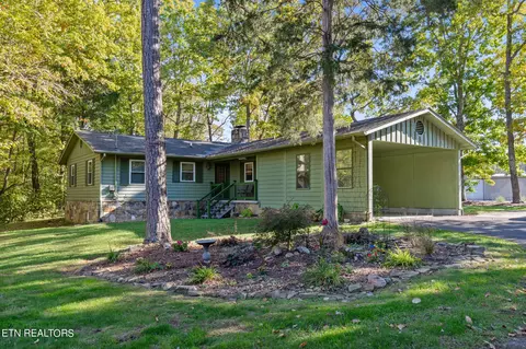 408 Holly Ct, Sevierville, TN 37862