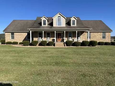 104 Dove Ln, Speedwell, TN 37870