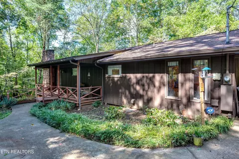 653 E Red Bud Rd, Knoxville, TN 37920