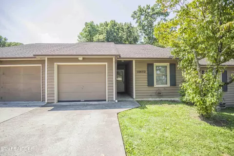 10452 Laura Lee Ln, Knoxville, TN 37922
