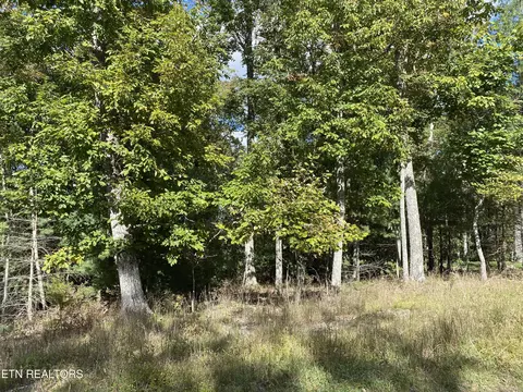 112 Hanning Dr, Crossville, TN 38558