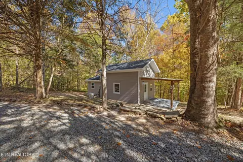 128 Lone Oak Ln, Cookeville, TN 38501