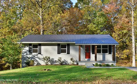 484 Norris Dr, Tazewell, TN 37879