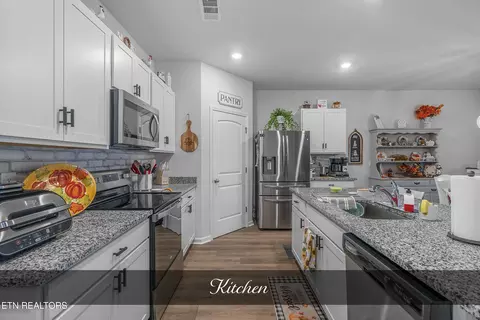 160 Nunally Dr, Baxter, TN 38544 photo 12