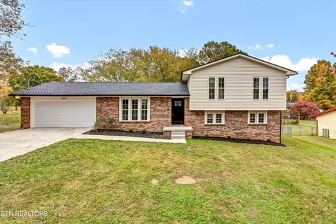 1824 Plumb Branch Rd, Knoxville, TN 37932