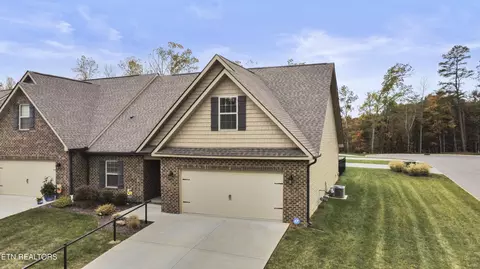 7343 Willow Path Ln, Knoxville, TN 37918