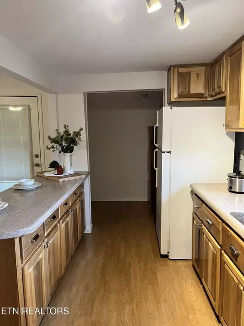 282 Pentcost St, Oneida, TN 37841 photo 32
