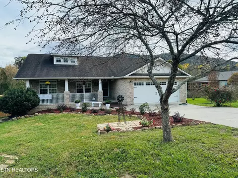 3234 Sybill Lee Ln, Sevierville, TN 37876