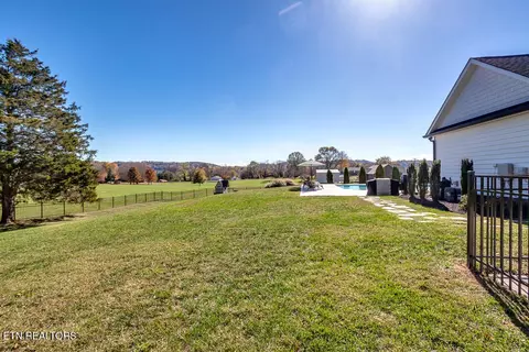 6015 Cate Rd, Powell, TN 37849 photo 54