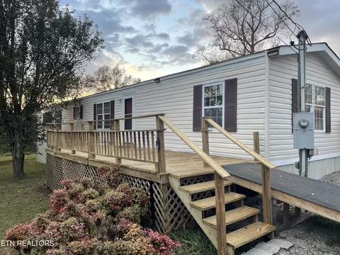 9309 Number Four Dr, Mascot, TN 37806