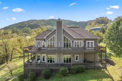 159 Garfield Ln, Sharps Chapel, TN 37866