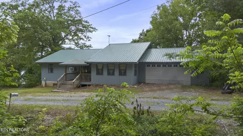 181 Hullander Ln, Decatur, TN 37322