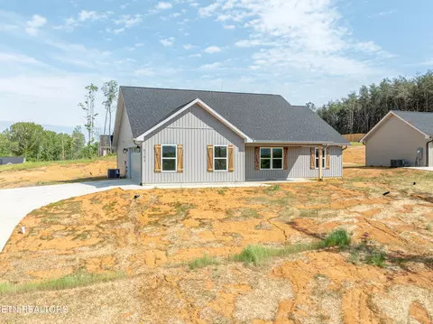 6105 Lanier Rd, Maryville, TN 37801