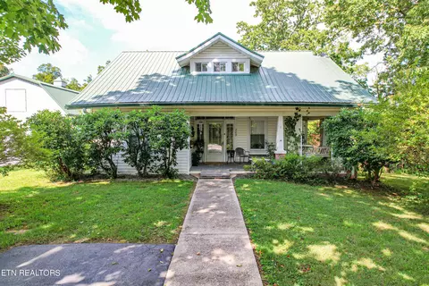 209 Reed Pl, Monterey, TN 38574