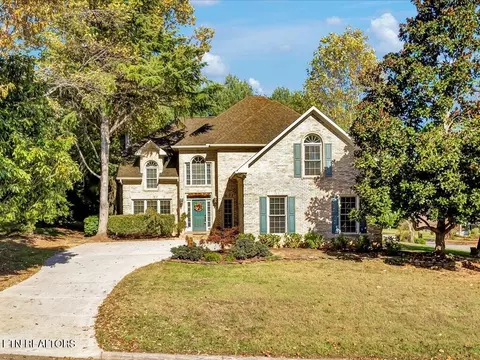 712 Tree Ridge Rd, Knoxville, TN 37922