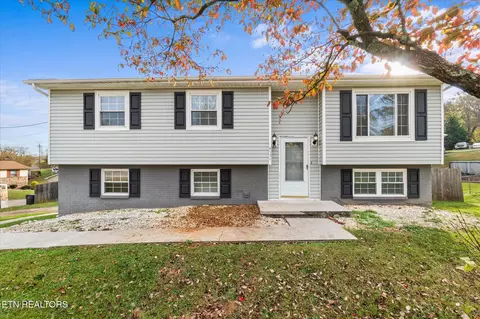 4334 W Scarlett Ln, Knoxville, TN 37920