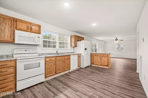 1240 Burks Loop, Grimsley, TN 38565 photo 23