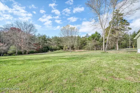 1240 Burks Loop, Grimsley, TN 38565 photo 14