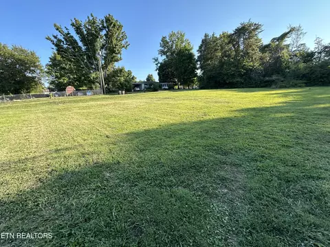 301 Tania Ln, Knoxville, TN 37920