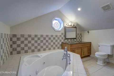 506 E 9th Ave, Johnson City, TN 37601 photo 39