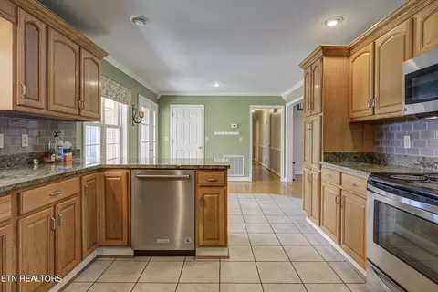 506 E 9th Ave, Johnson City, TN 37601 photo 15