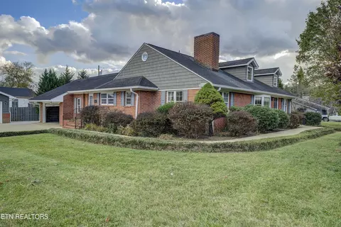506 E 9th Ave, Johnson City, TN 37601 photo 5