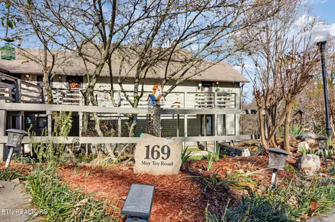 169 Moytoy Rd #206, Crab Orchard, TN 37723