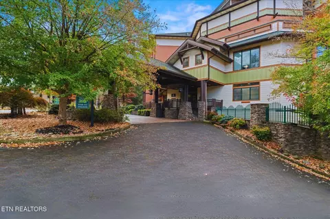 215 Woliss Ln #301, Gatlinburg, TN 37738