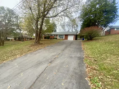 Other - 312 Maple St, Clinton, TN 37716 photo 2 of 7