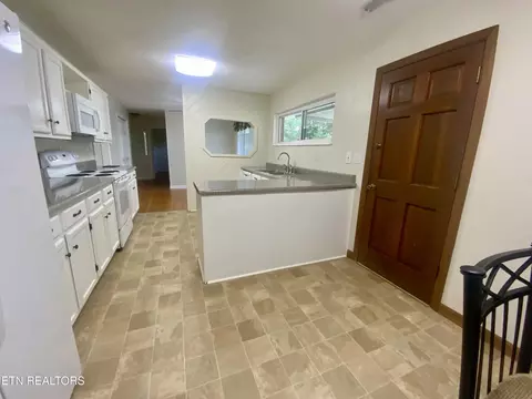 Other - 312 Maple St, Clinton, TN 37716 photo 4 of 7