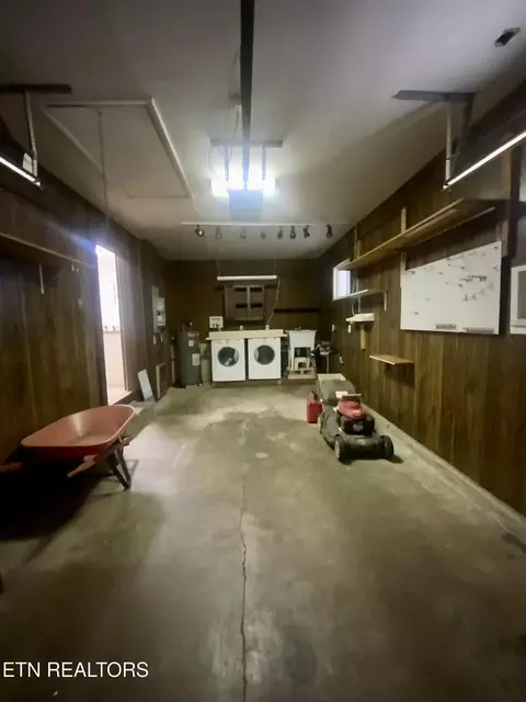 Other - 312 Maple St, Clinton, TN 37716 photo 5 of 7