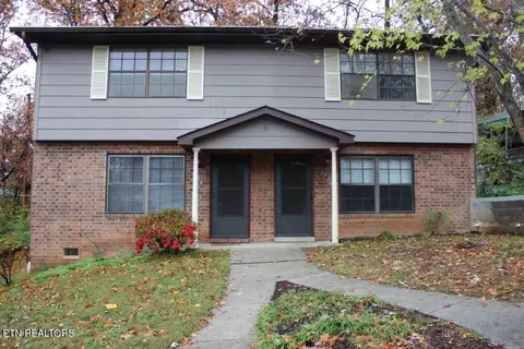 5736 Woodleaf Dr, Knoxville, TN 37912