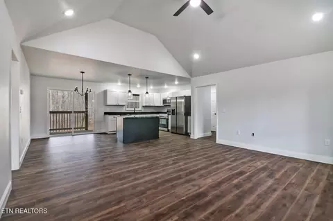 114 Edwards Ct, Grimsley, TN 38565 photo 9