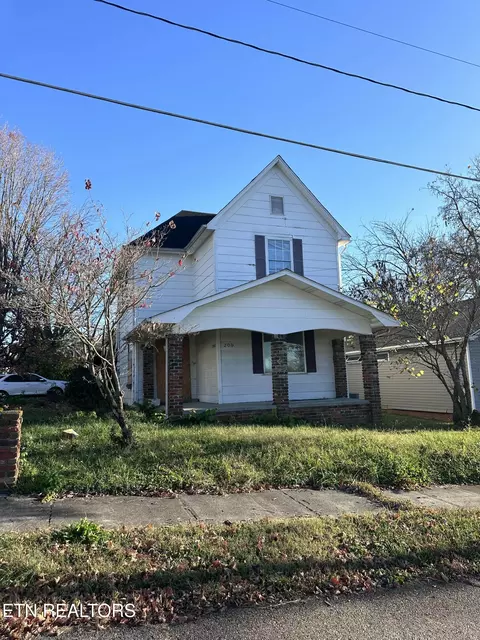 200 Hinton Ave, Knoxville, TN 37917