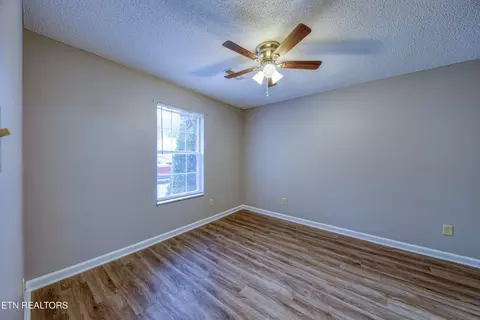 7913 Intervale Way, Powell, TN 37849 photo 3