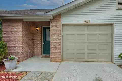 7913 Intervale Way, Powell, TN 37849 photo 2
